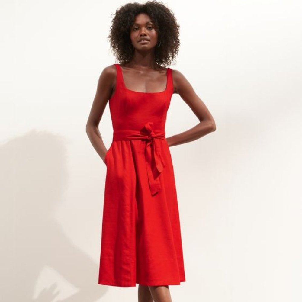 Linen-Cotton Square-Neck Dress in Ultra Red